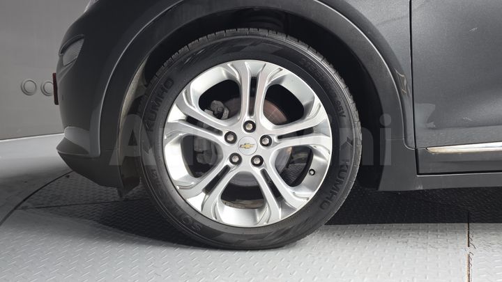 Chevrolet Bolt EV 2018 — 5