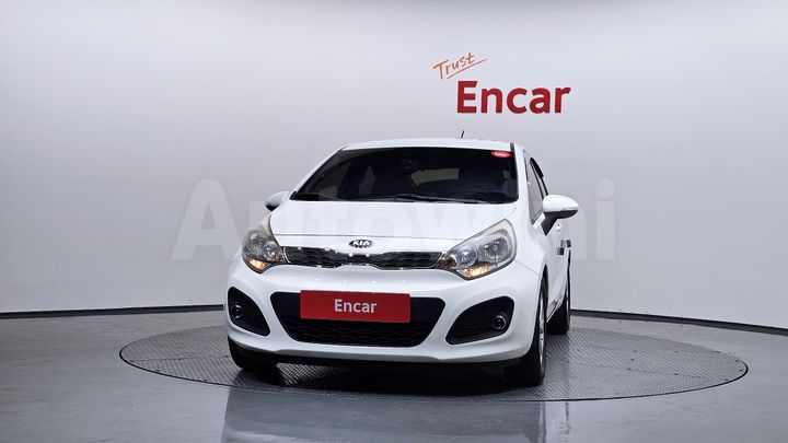 Kia Pride 2014 — 3