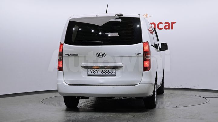 Hyundai Starex 2017 — 4