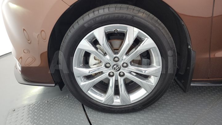 Toyota Sienna 2022 — 5