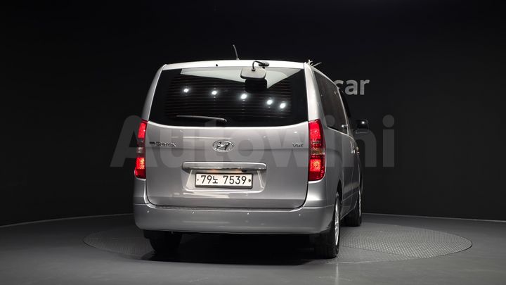 Hyundai Starex 2016 — 4