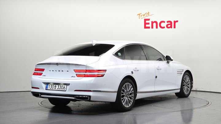Genesis G80 2024 — 2