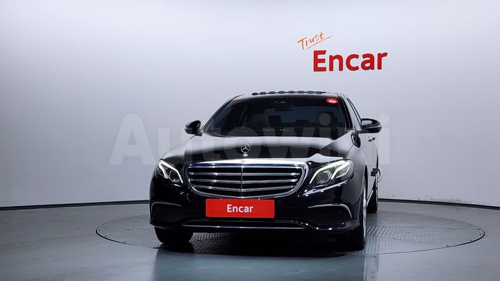 Mercedes-Benz E Class 2019 — 3