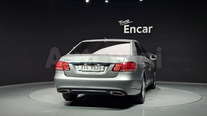 Mercedes-Benz E Class 2014 — 4