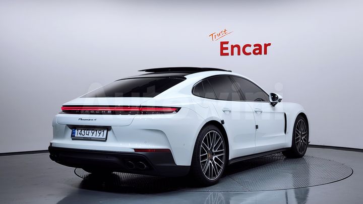 Porsche Panamera 2024 — 2