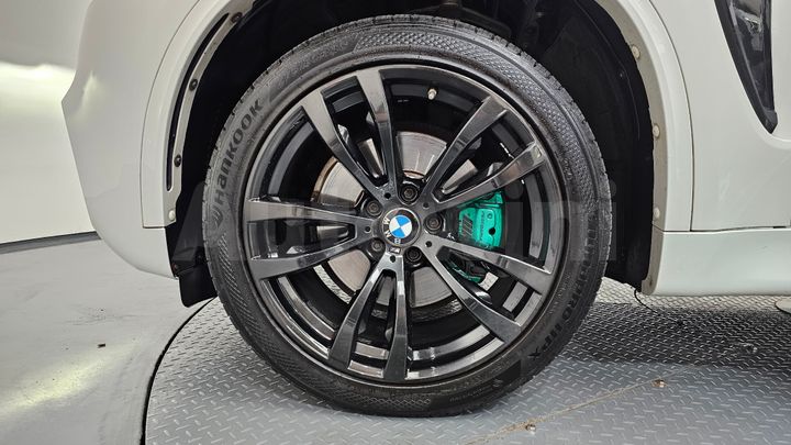 BMW X5 2017 — 5