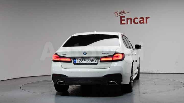 BMW 5 Series 2023 — 4