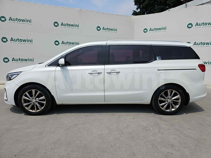Kia Carnival 2019 — 2