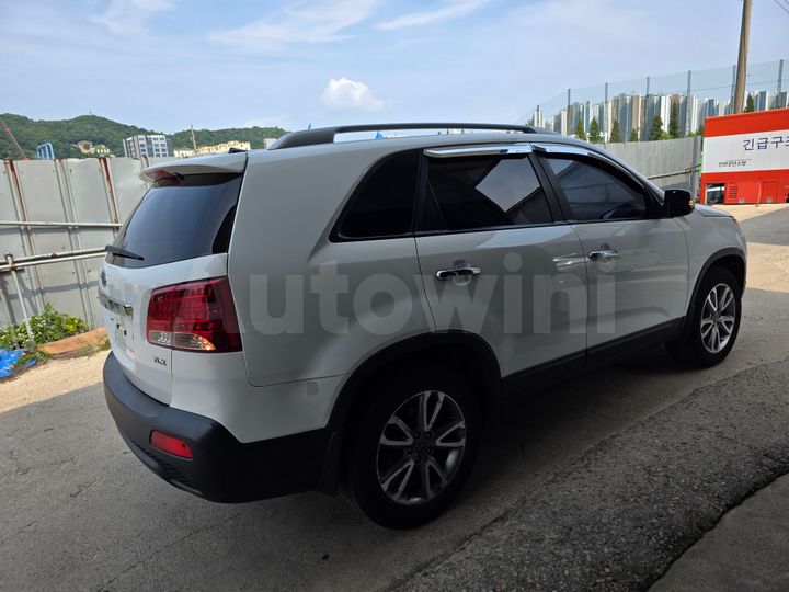 Kia Sorento 2011 — 5