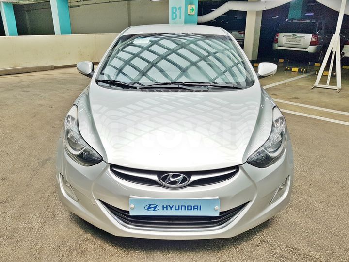 Hyundai Avante 2012 — 3