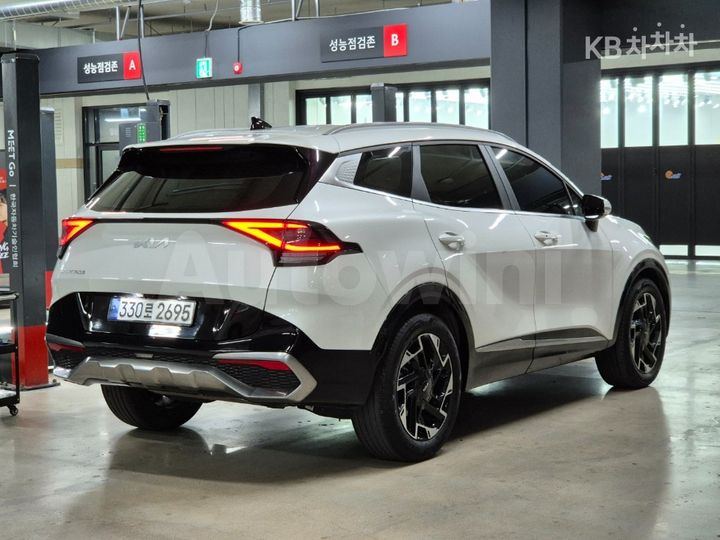Kia Sportage 2022 — 2