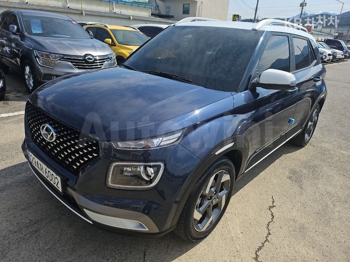 Hyundai Venue 2023 — 2