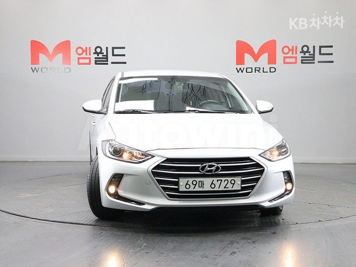 Hyundai Avante 2016 KMHD741DBGU090115 — 2