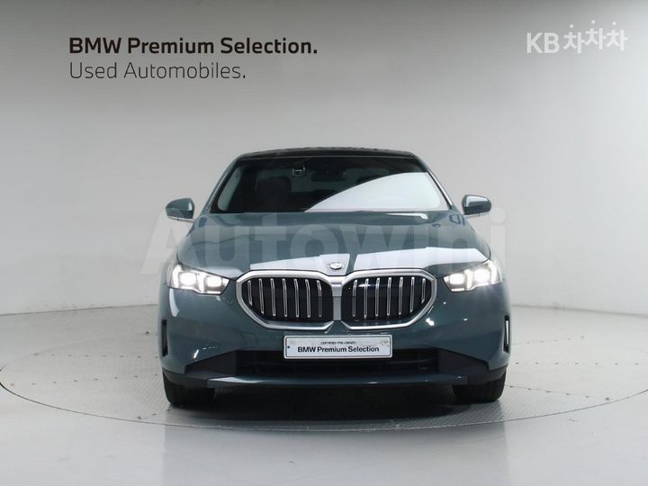 BMW 5 Series 2025 — 2