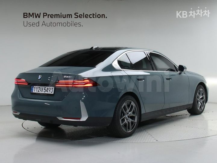 BMW 5 Series 2025 — 4