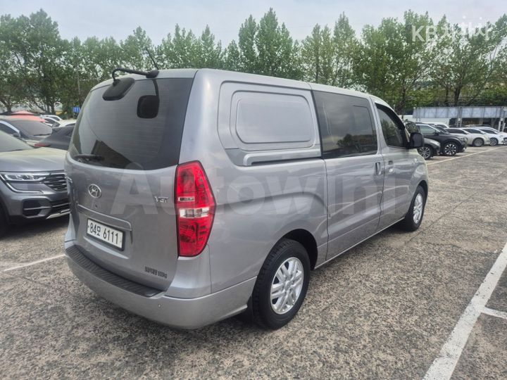 Hyundai Starex 2018 — 5