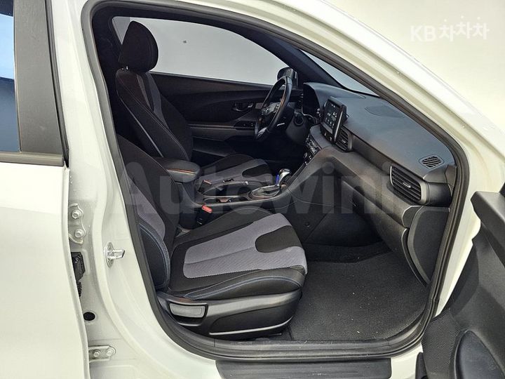 Hyundai Veloster 2018 — 5