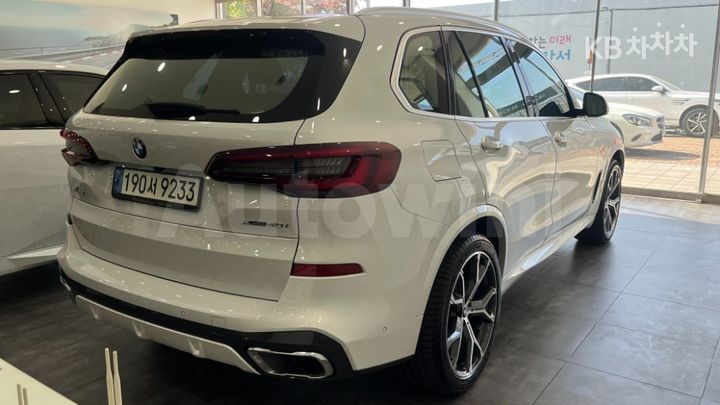 BMW X5 2021 — 4