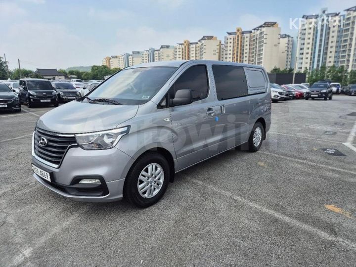 Hyundai Starex 2019 — 3