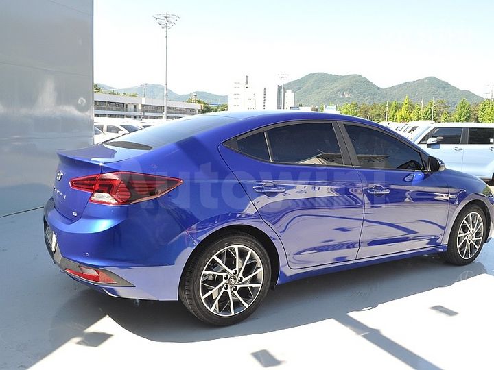 Hyundai Avante 2019 — 4