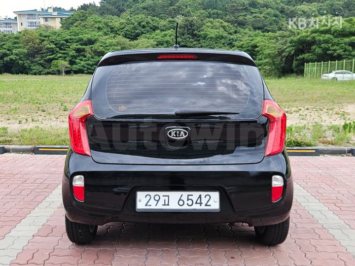 Kia Morning 2012 KNABX511BCT027904 — 3