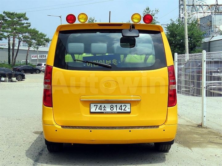 Hyundai Starex 2019 KMJWA37KBKU075736 — 4