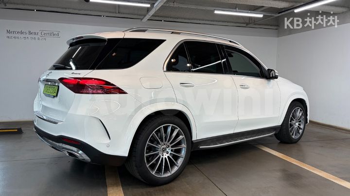 Mercedes-Benz GLE Class 2025 W1NFB5KB7SB351391 — 2