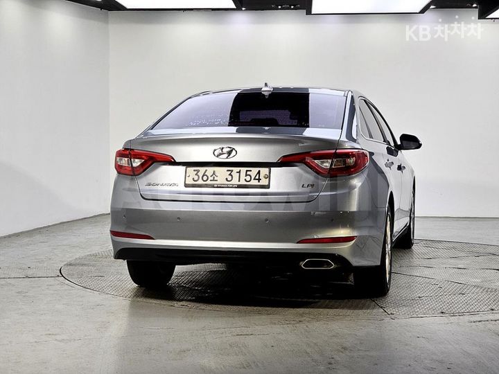 Hyundai Sonata 2015 KMHE341DBFA142220 — 3