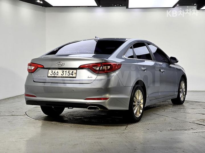 Hyundai Sonata 2015 KMHE341DBFA142220 — 4