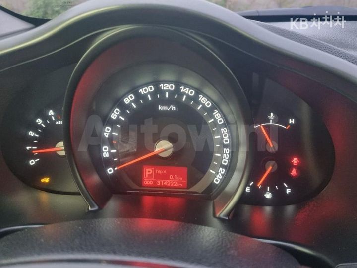 Kia Sportage 2012 — 5