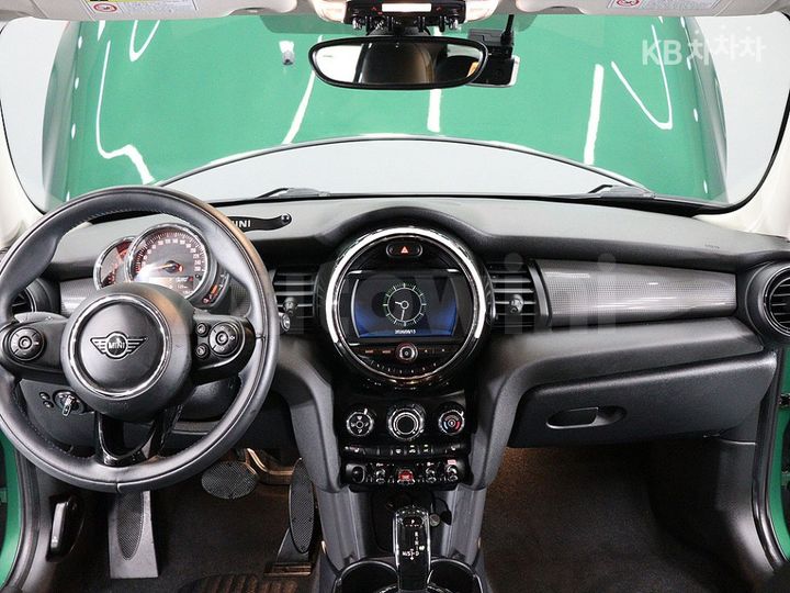 Mini Cooper 2020 — 5