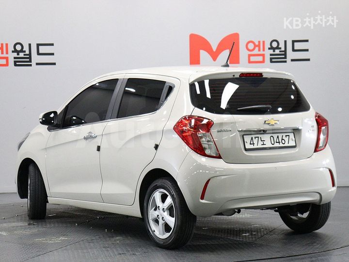 Chevrolet Spark 2017 — 3