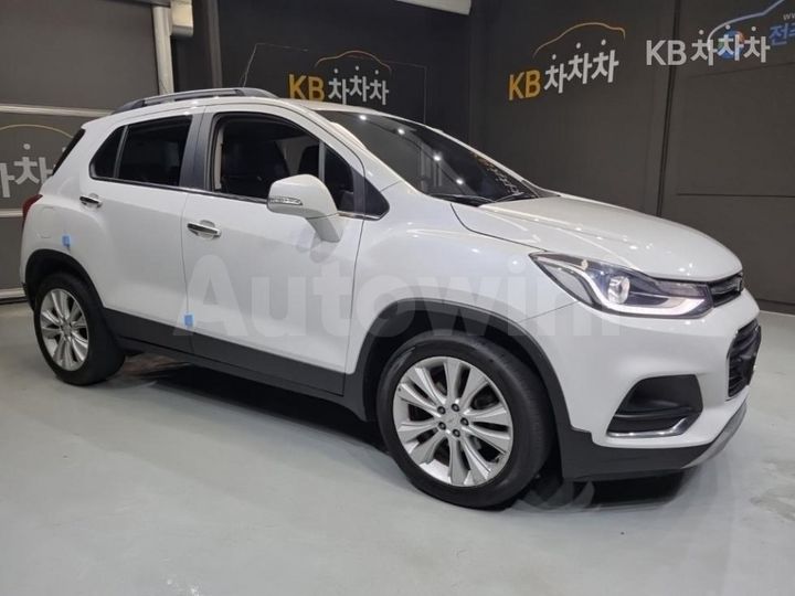 Chevrolet Trax 2019 KLABA76BDKB830860 — 5
