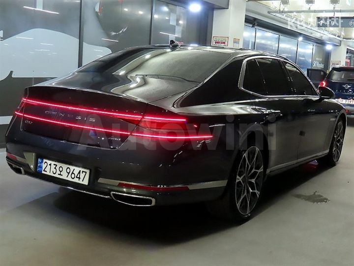 Genesis G90 2023 KMTFB41DDPU030361 — 4