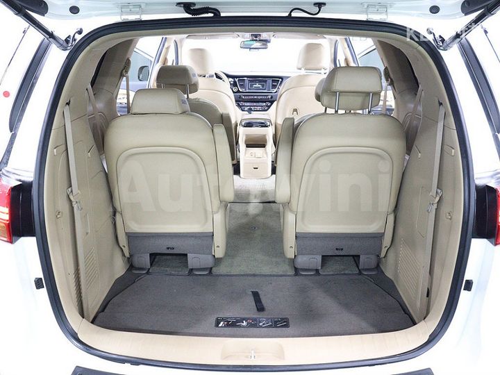Kia Carnival 2016 KNAME81ABGS208917 — 5