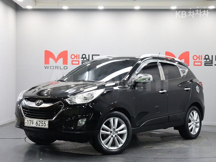 Hyundai Tucson 2010 KMHJU81VBAU035930 — 2