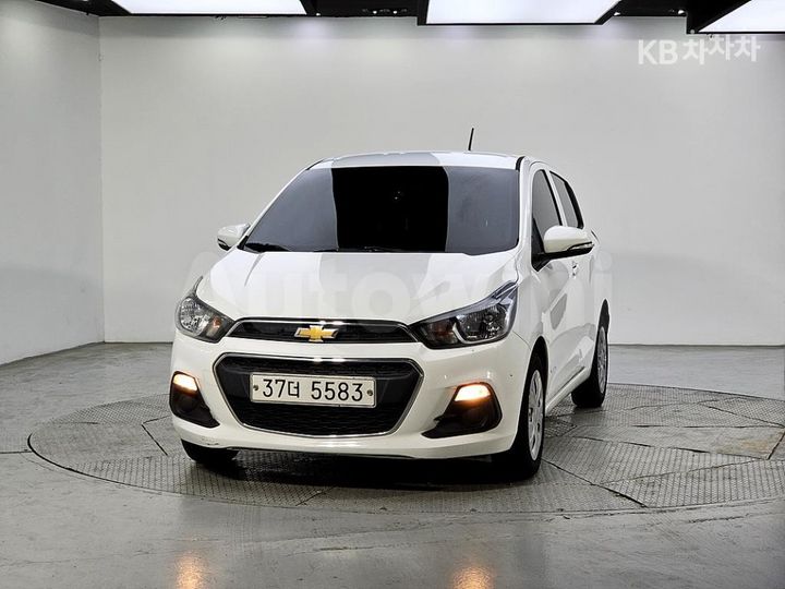 Chevrolet Spark 2017 — 2