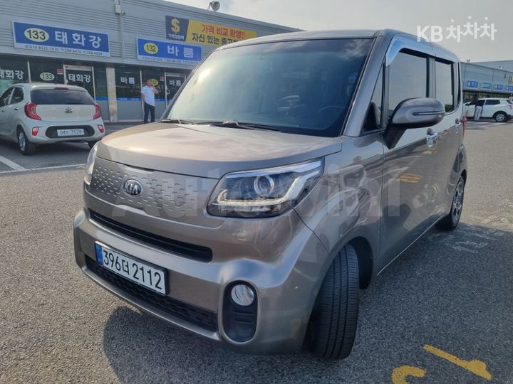 Kia Ray 2018 KNACK811BJT195109 — 2