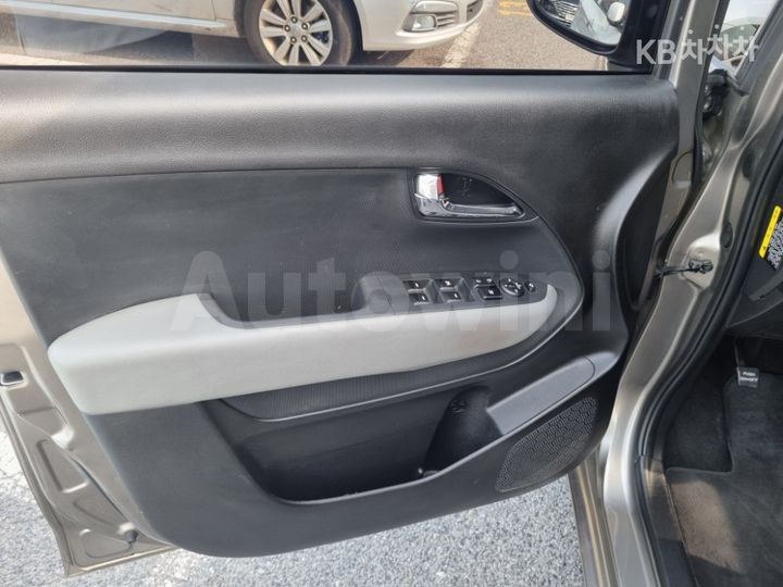 Kia Ray 2018 KNACK811BJT195109 — 5