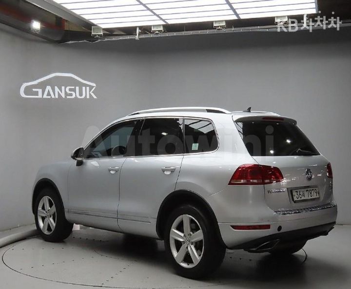 Volkswagen Touareg 2014 — 3