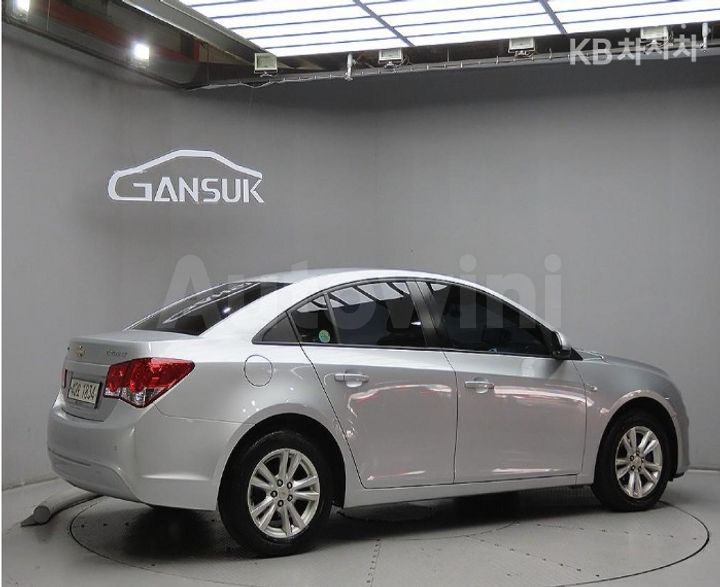 Chevrolet Cruze 2013 — 4