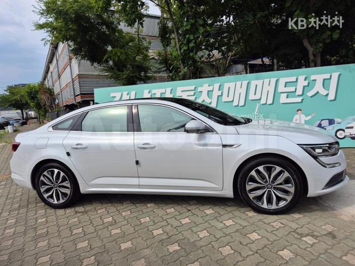 Renault SM6 2017 KNMA4C2CMHP019433 — 3