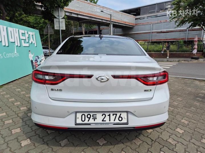 Renault SM6 2017 KNMA4C2CMHP019433 — 5