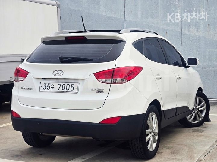 Hyundai Tucson 2013 KMHJU81VBDU721172 — 4