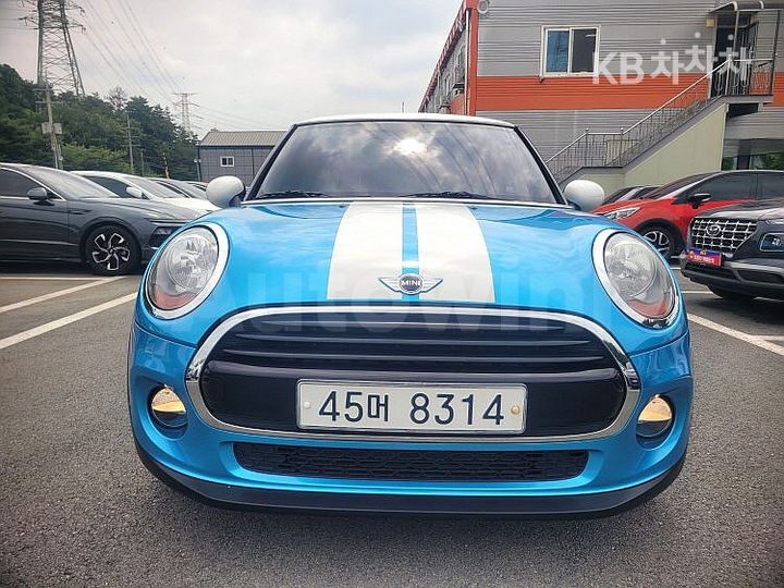 Mini Cooper 2017 WMWXP510XH2E38319 — 2