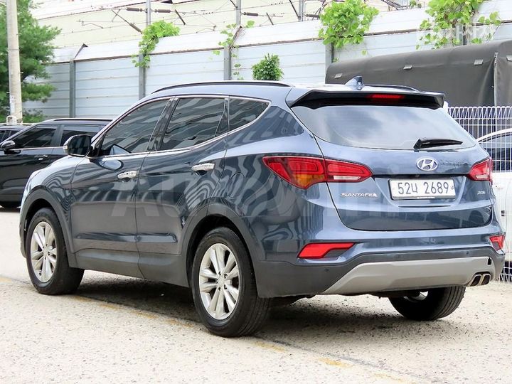 Hyundai SantaFe 2018 — 3