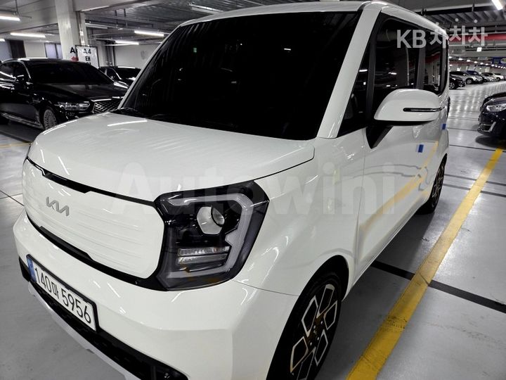 Kia Ray 2023 KNACH811BPT348483 — 3