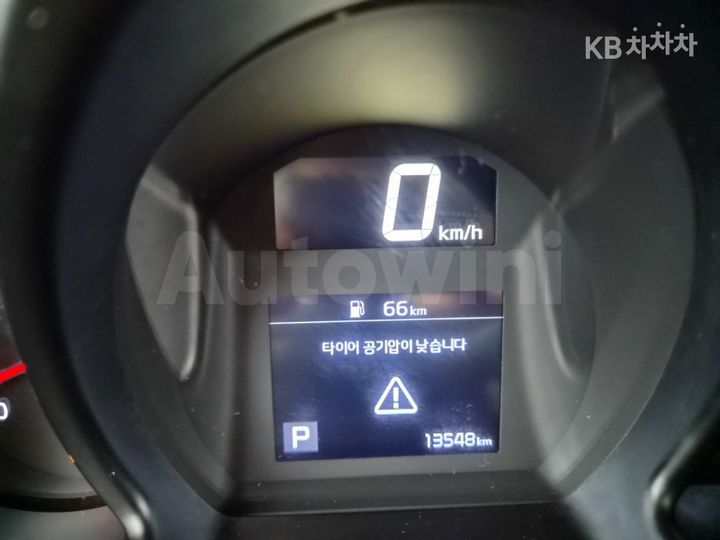 Kia Ray 2022 KNACJ811BNT296588 — 5