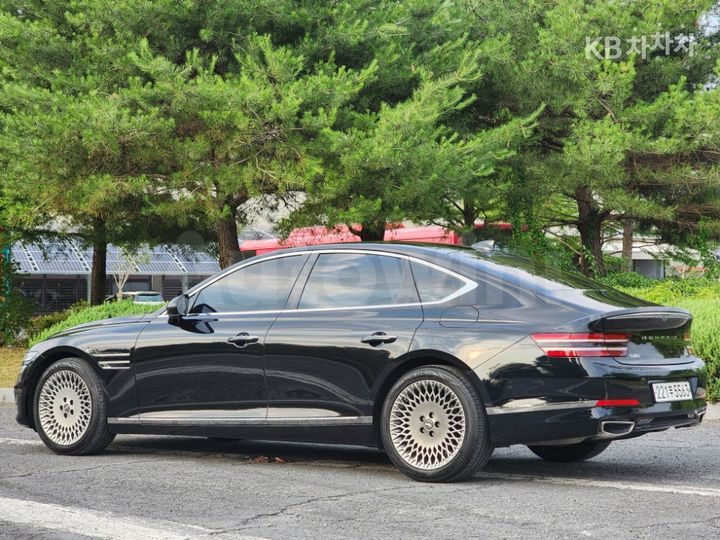 Genesis G80 2021 KMTGB41CDMU071320 — 5