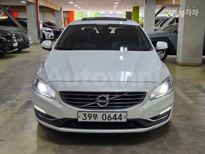 Volvo S60 2016 YV1FS79B0G2397307 — 2